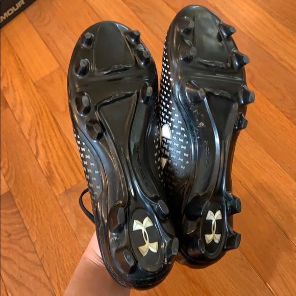 Women's UA ClutchFit Force FG Soccer Cleats - Picture 5 of 8